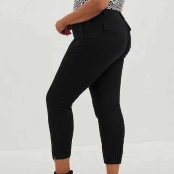 torrid Pants - Torrid - Comfort Flex Classic Fit Jogger Stretch Twill High-Rise Pant - 24 / 3x
